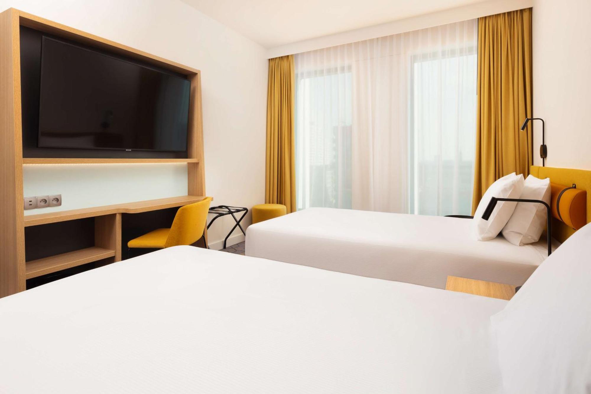 Hampton By Hilton Lodz City Center Extérieur photo